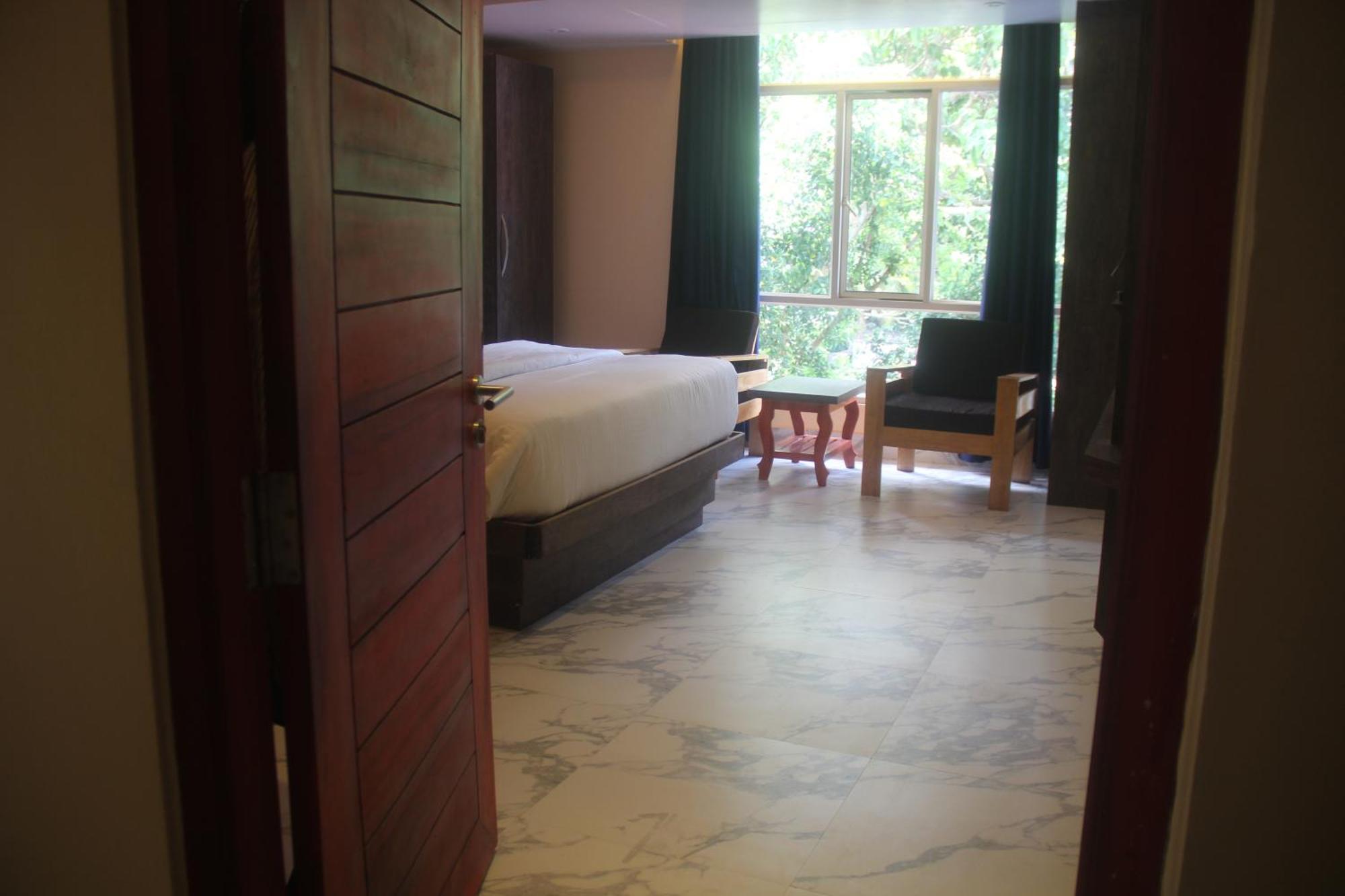 Hotel Serene Palace Port Blair Exterior foto
